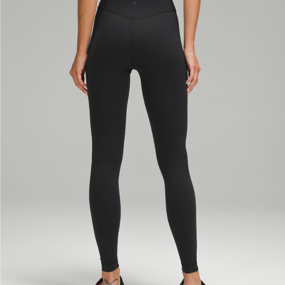 Lululemon Wunder Under Women's Black High-Waisted Leggings - Size 6
